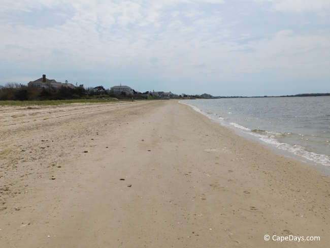 Long stretch of Cape Cod beach with no visible boundary between public and private areas