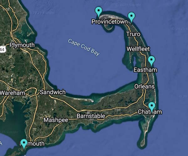 Clickable, interactive map showing the locations of Cape Cod lighthouses that offer tours and overnight stays
