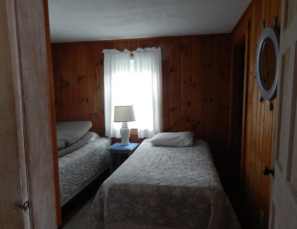 Twin bedroom in Chatham vacation cottage Twin bedroom in Chatham vacation cottage