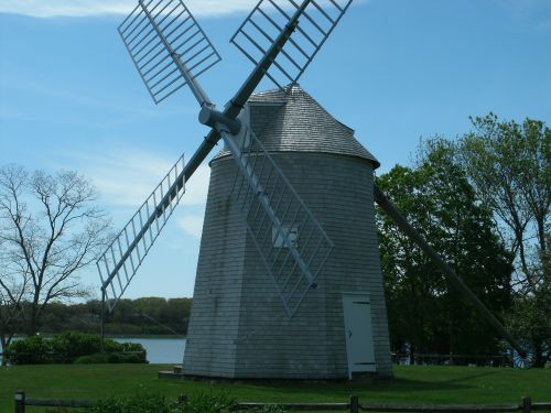 Jonathan Young Windmill